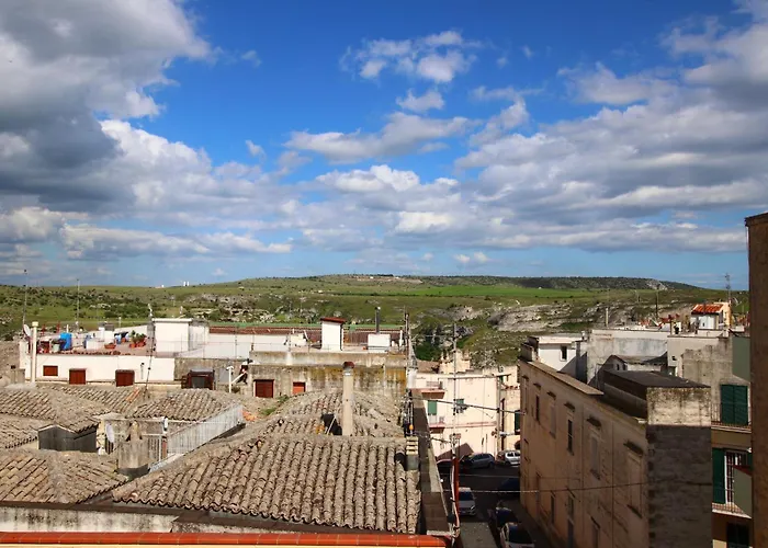 L' Alba Sulla Murgia * マテーラ